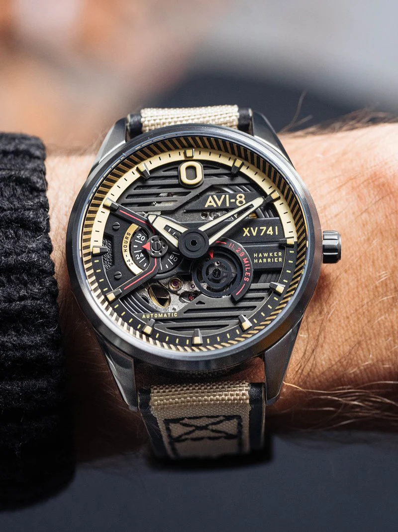 AVI-8 Watch Hawker Harrier Desert Sand - Image 4