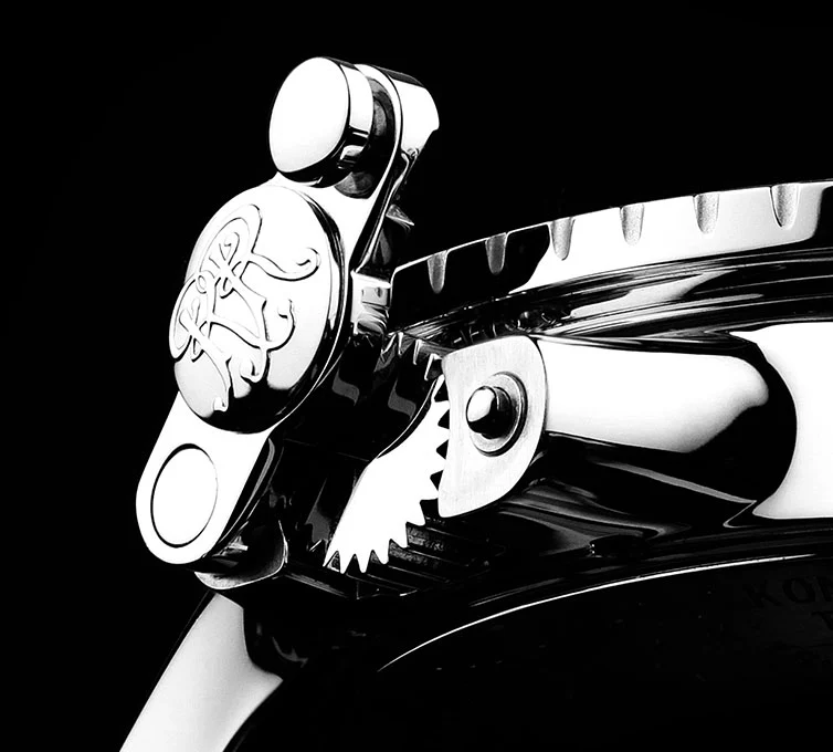 Ball Watch Company Engineer Hydrocarbon AeroGMT II Meteorite Limited Edition Watch - Image 4