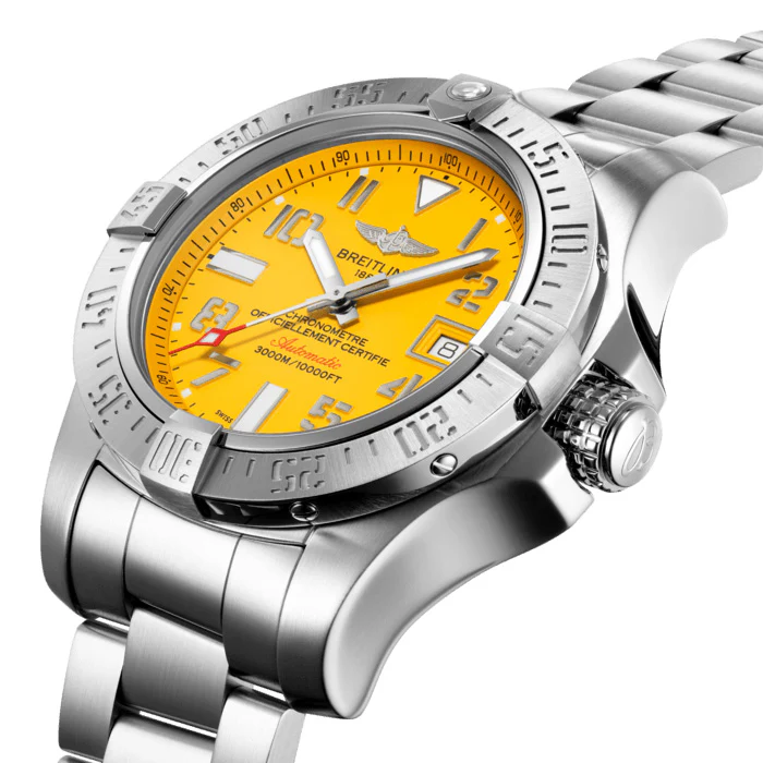 Breitling Watch Avenger II Seawolf 45 Cobra Yellow Professional III Bracelet - Image 2