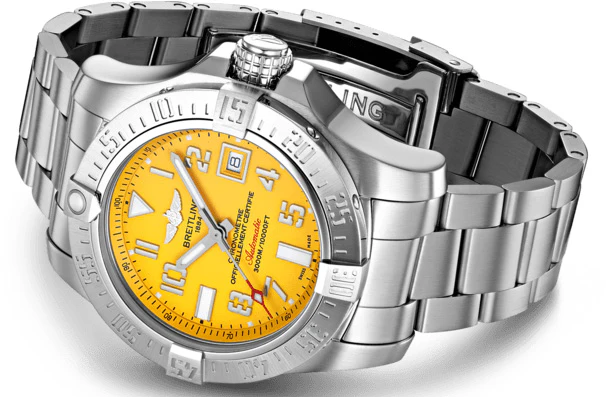 Breitling Watch Avenger II Seawolf 45 Cobra Yellow Professional III Bracelet - Image 3