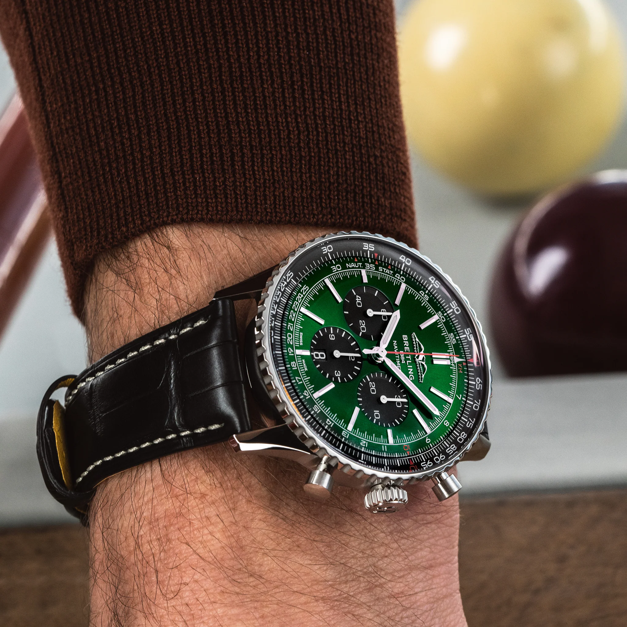 Breitling Navitimer B01 46 Black Croc Folding Clasp Watch - Image 5