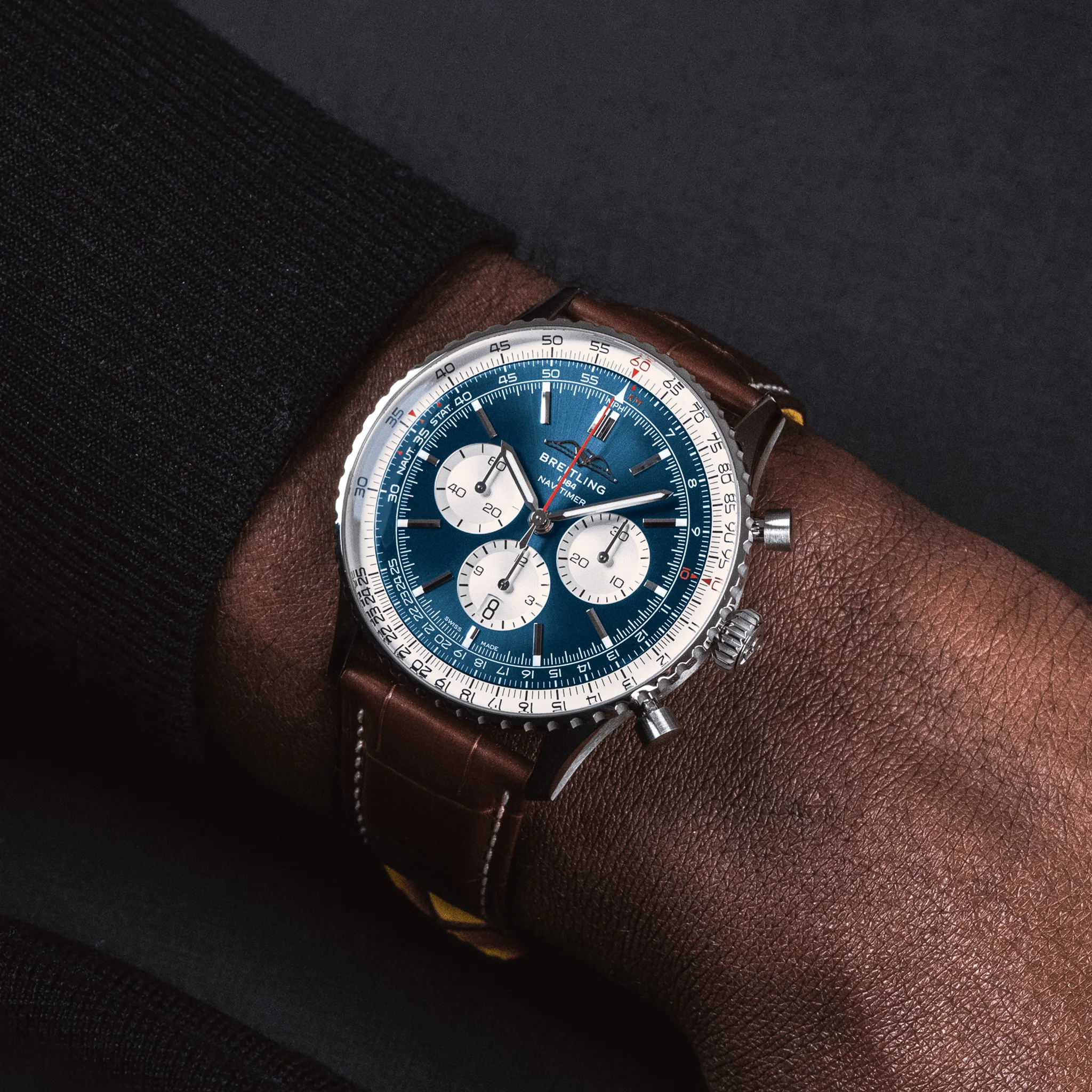 Breitling Navitimer B01 46 Brown Croc Folding Clasp Watch - Image 5