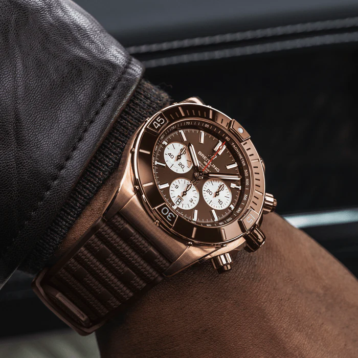 Breitling Super Chronomat B01 44 18k Red Gold Watch - Image 5