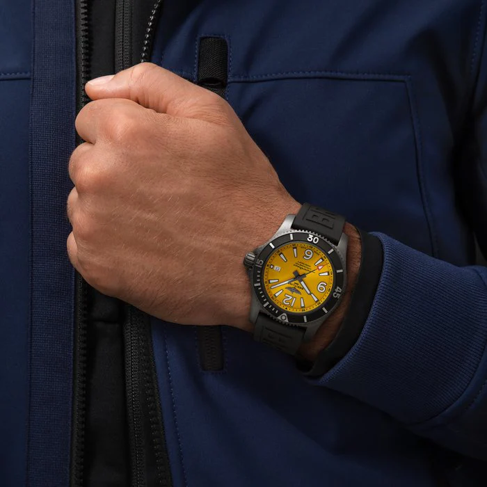 Breitling Watch Superocean Automatic 46 Black Steel Yellow Diver Pro III Tang Type - Image 5