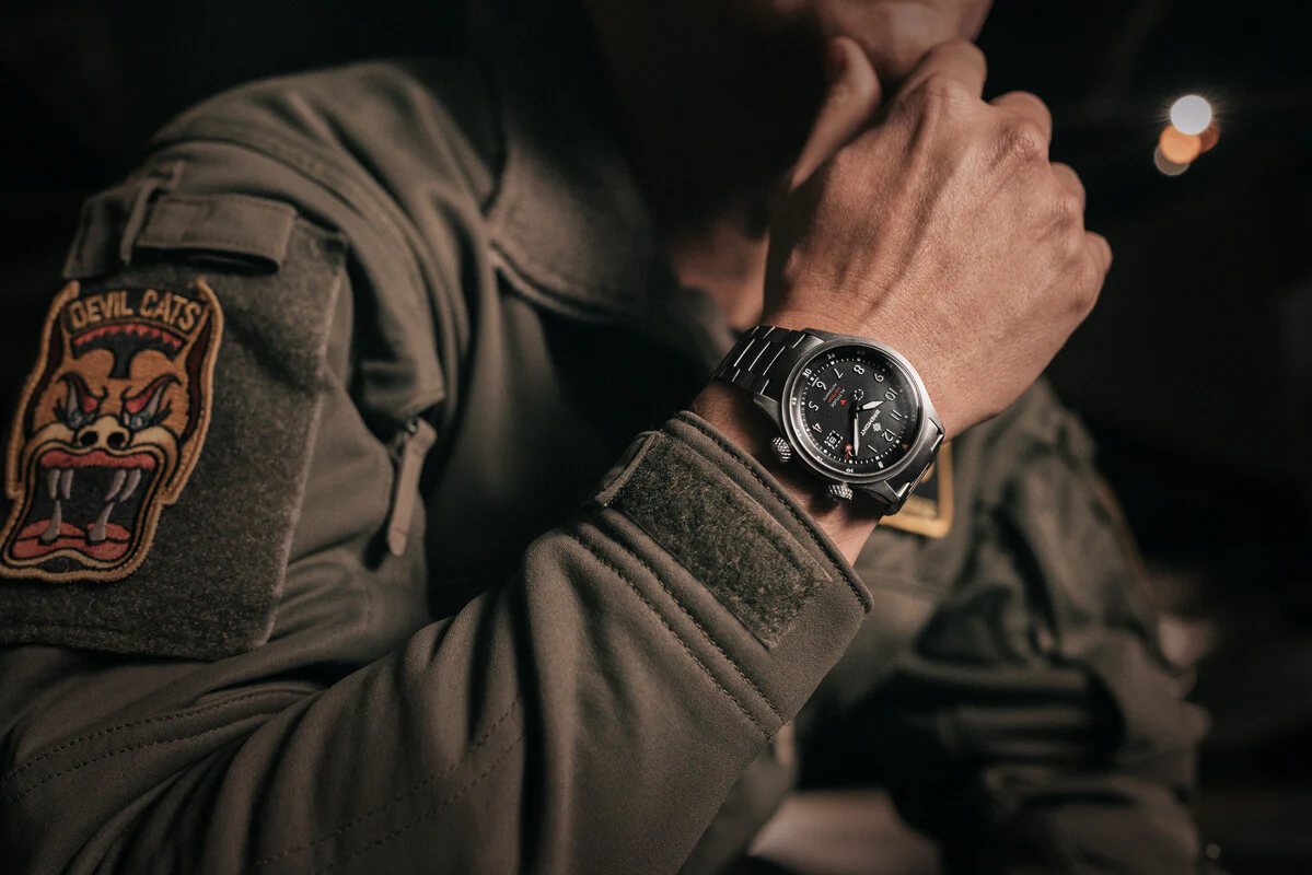 Bremont Altitude MB Meteor Black Titanium Barrel Bracelet Watch - Image 7