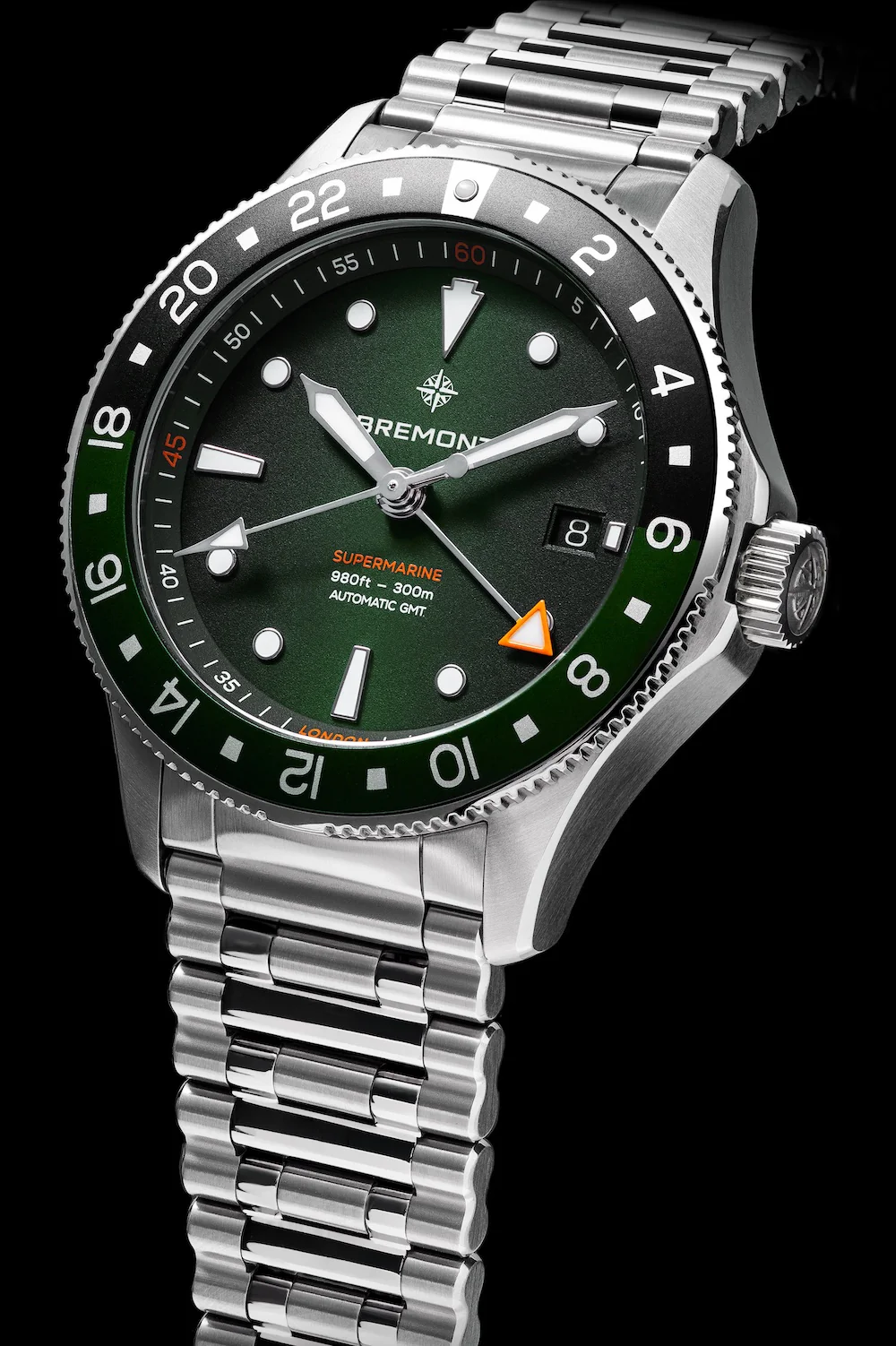 Bremont Supermarine 300M GMT Green Black Bracelet Watch - Image 3