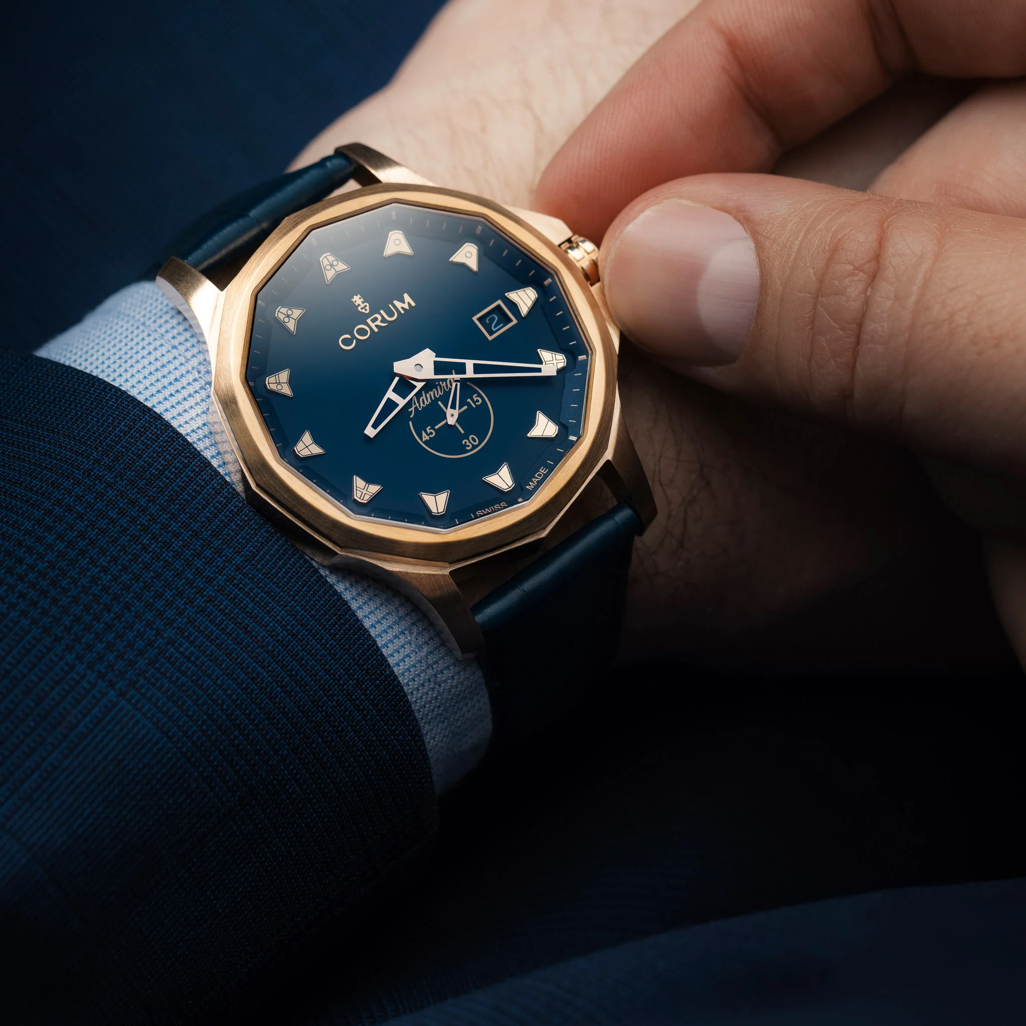 Corum Watch Admiral 42 Bronze Blue - Image 2