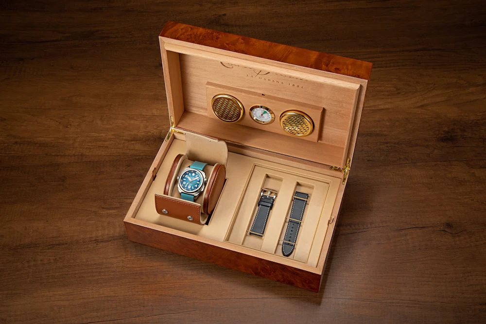 Cuervo y Sobrinos Buceador Caribe Divers Varadero Beach Watch - Image 12
