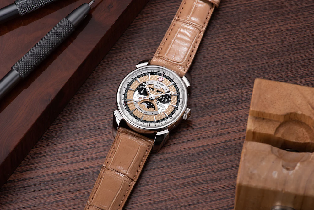 Cuervo y Sobrinos Watch Historiador Luna Negra Limited Edition - Image 8