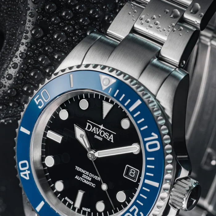 Davosa Watch  Ternos Diver Black and Blue Bezel Tri Link - Image 7