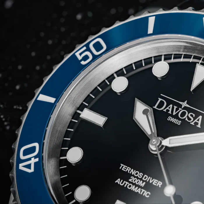 Davosa Watch Ternos Diver Black and Blue Dial Bezel Penta Link - Image 4
