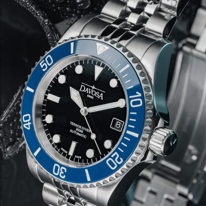 Davosa Watch Ternos Diver Black and Blue Dial Bezel Penta Link - Image 6