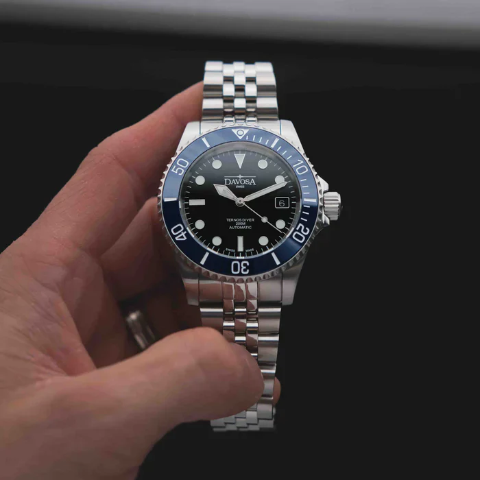 Davosa Watch Ternos Diver Black and Blue Dial Bezel Penta Link - Image 7