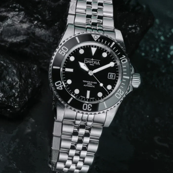 Davosa Watch  Ternos Diver Black Dial Penta Link Bracelet - Image 2