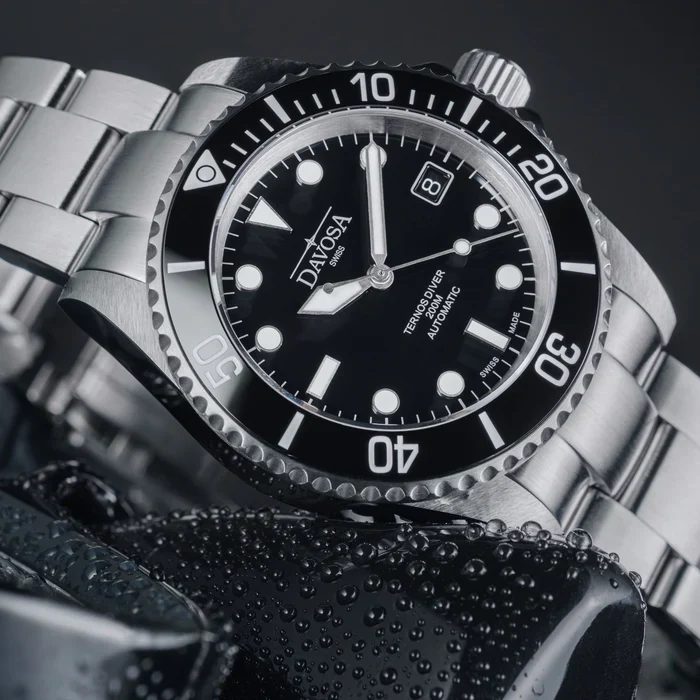 Davosa Watch  Ternos Diver Black Dial Tri Link - Image 4