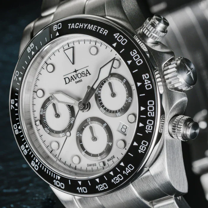 Davosa Watch Ternos Professional Chronograph White Dial Tri Link Bracelet Watch - Image 3