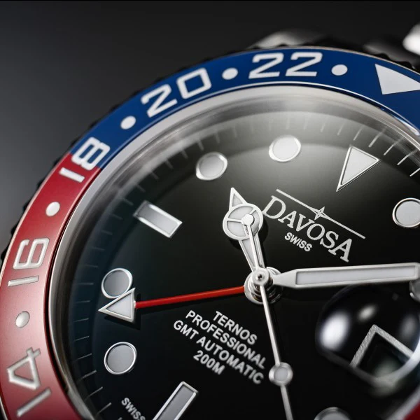 Davosa Ternos Professional GMT Tri Bracelet Watch - Image 3