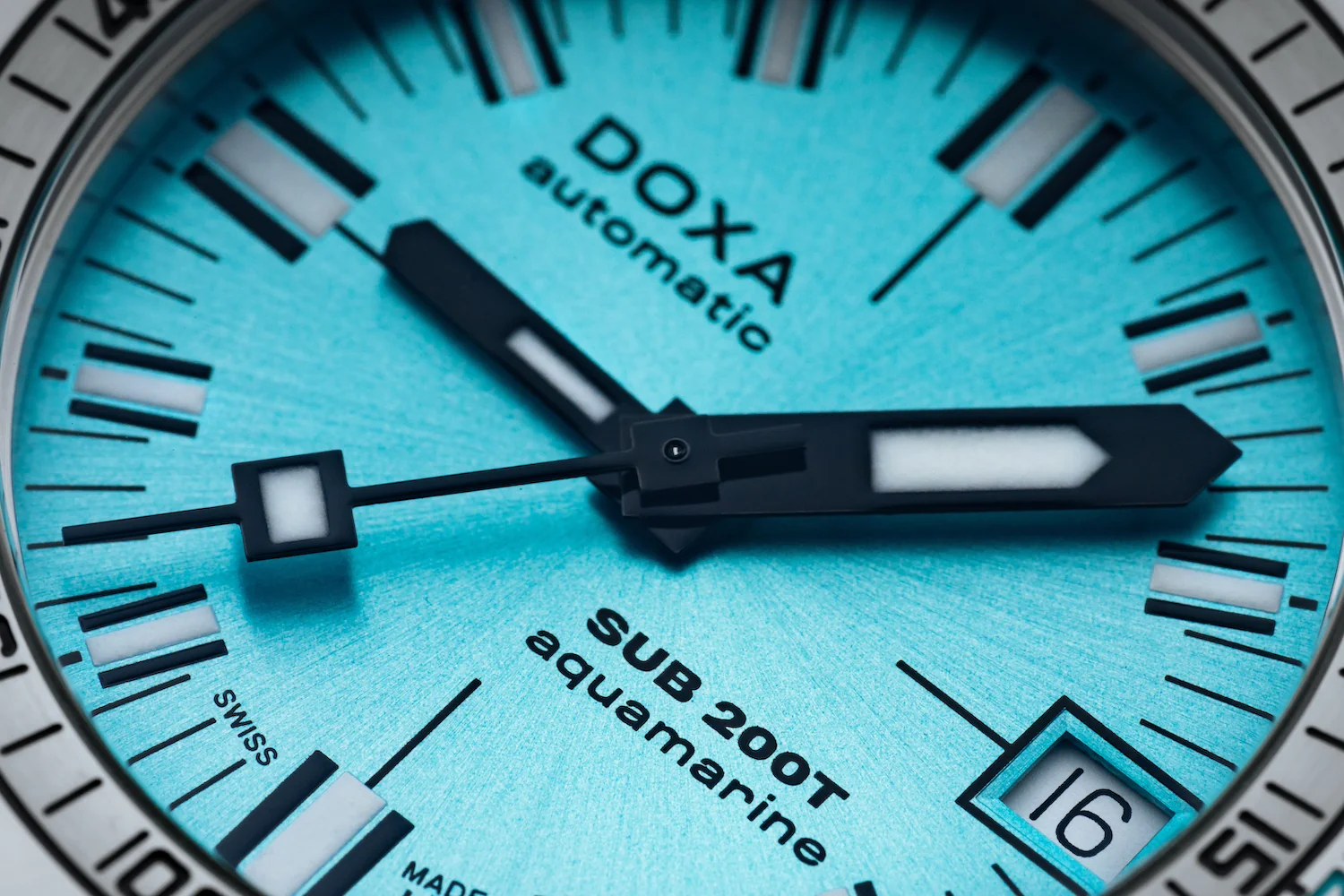 Doxa SUB 200T Aquamarine Iconic Watch - Image 5
