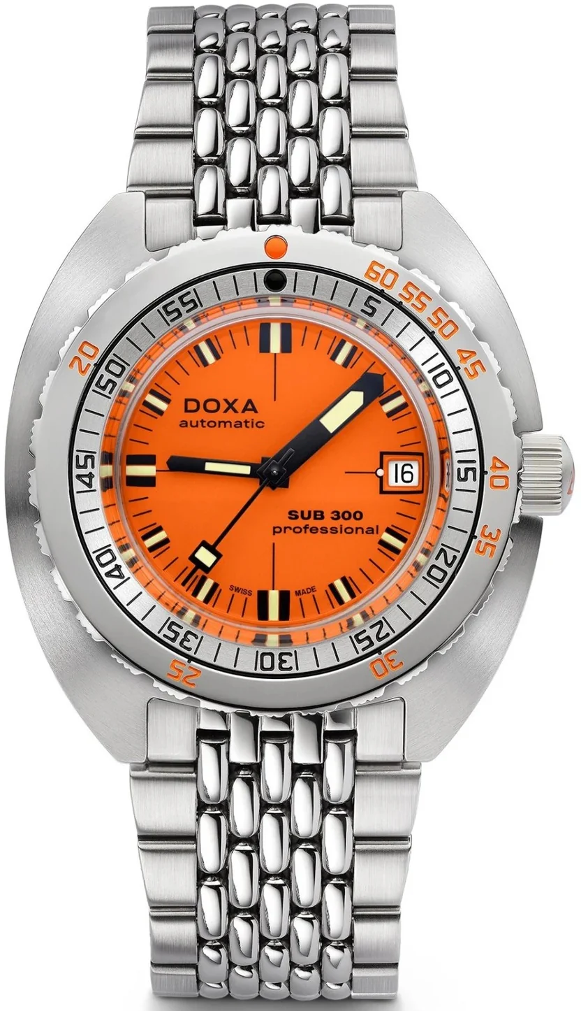 Doxa SUB 300 COSC Professional Bracelet Watch