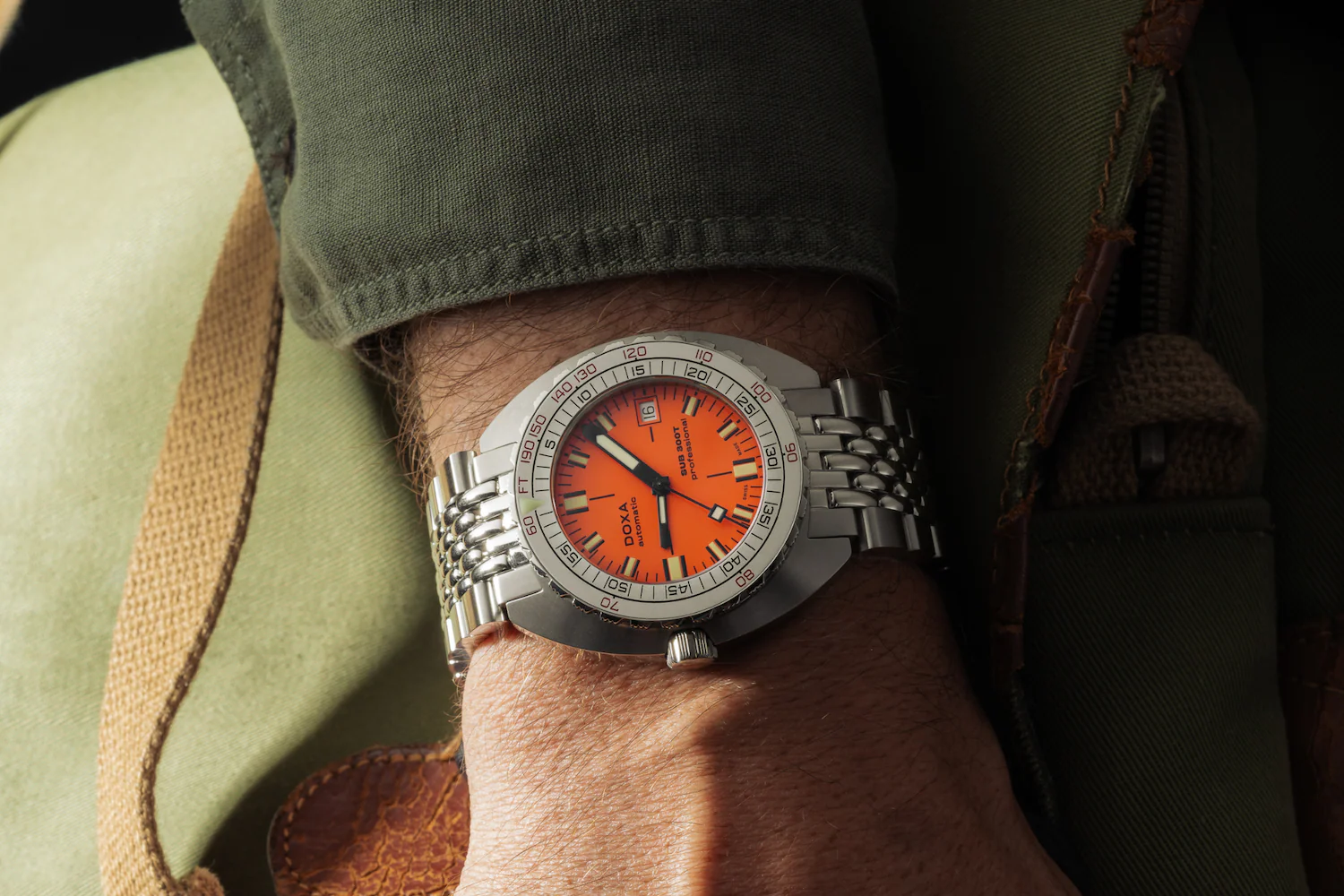 Doxa SUB 300T Aristera Limited Edition Watch - Image 7