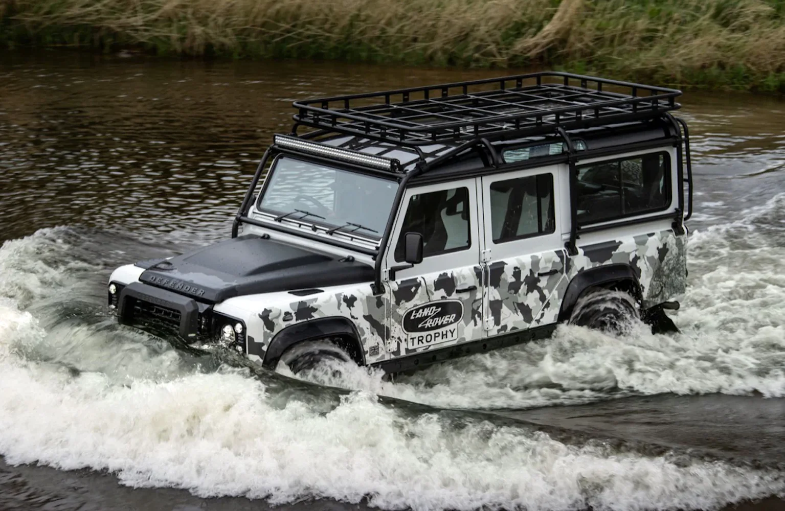 Elliot Brown Holton Land Rover x Elliot Brown Snow Limited Edition - Image 2