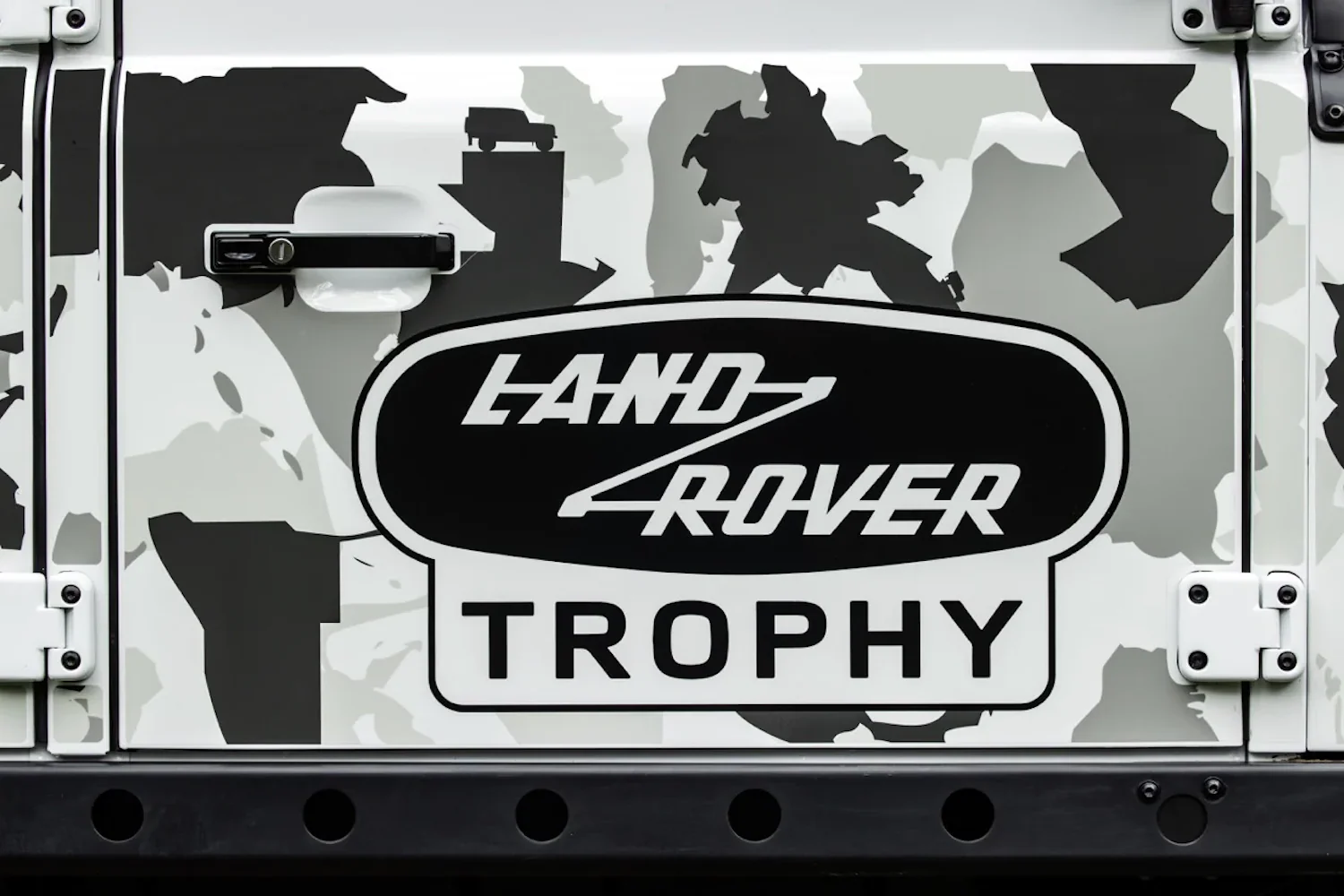 Elliot Brown Holton Land Rover x Elliot Brown Snow Limited Edition - Image 3
