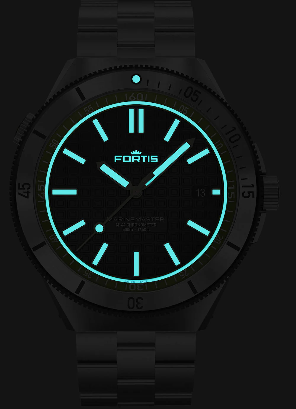 Fortis Marinemaster M 44 Woodpecker Green Bracelet Watch - Image 2