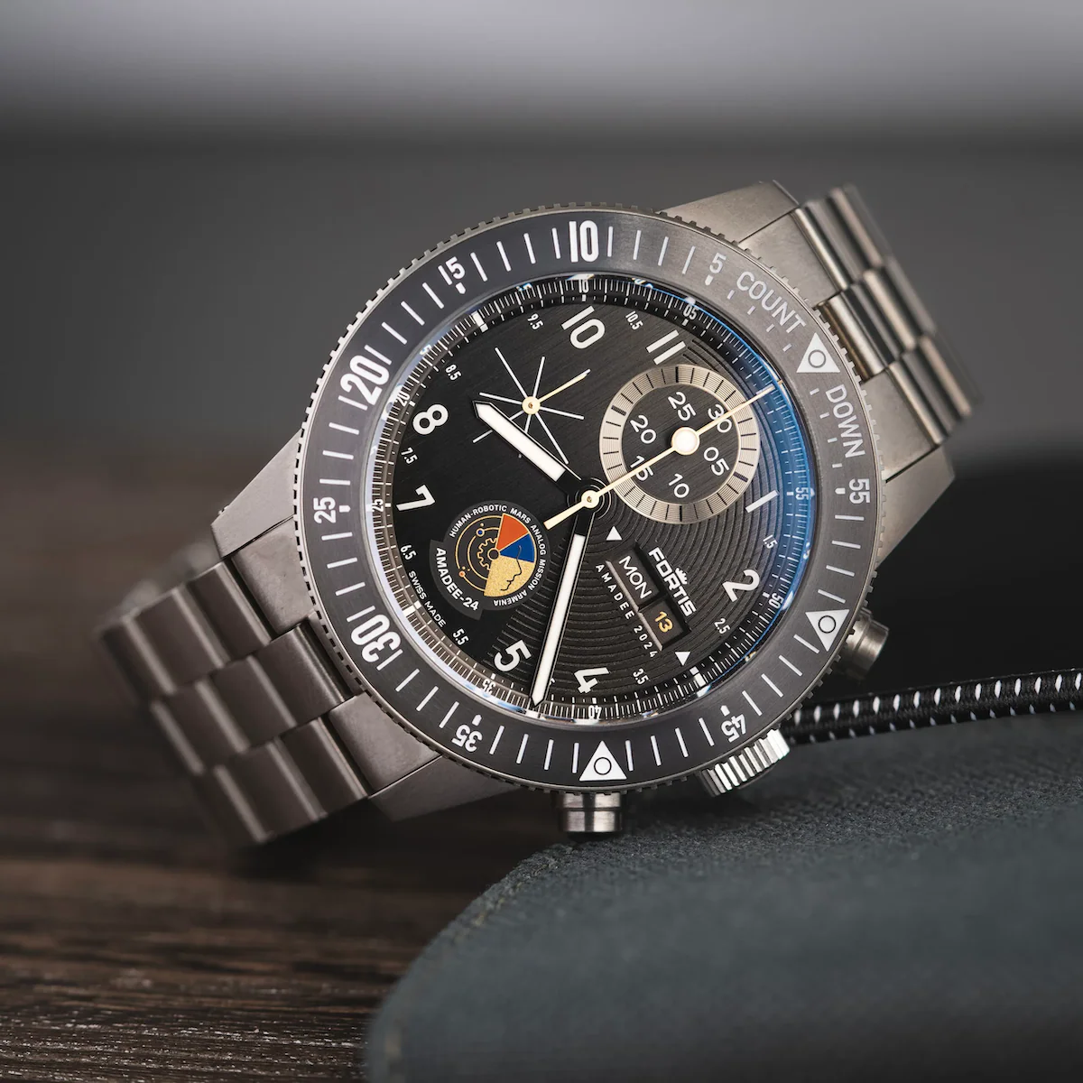 Fortis Watch Novonaut N-42 Amadee 24 Limited Edition - Image 2