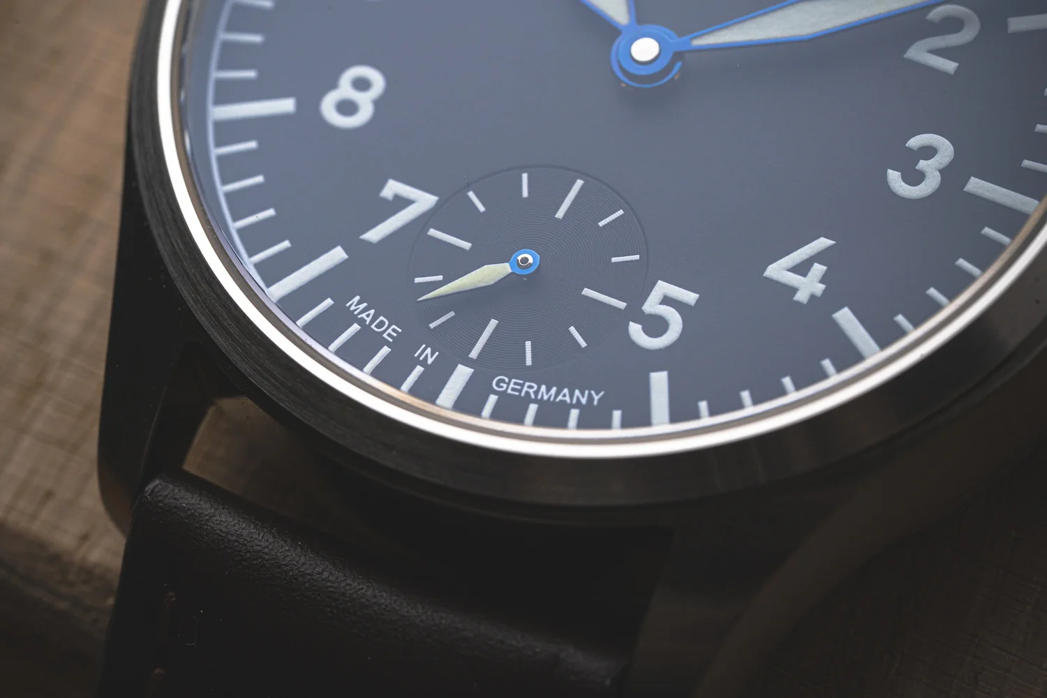 Laco Ulm 42.5mm - Image 3