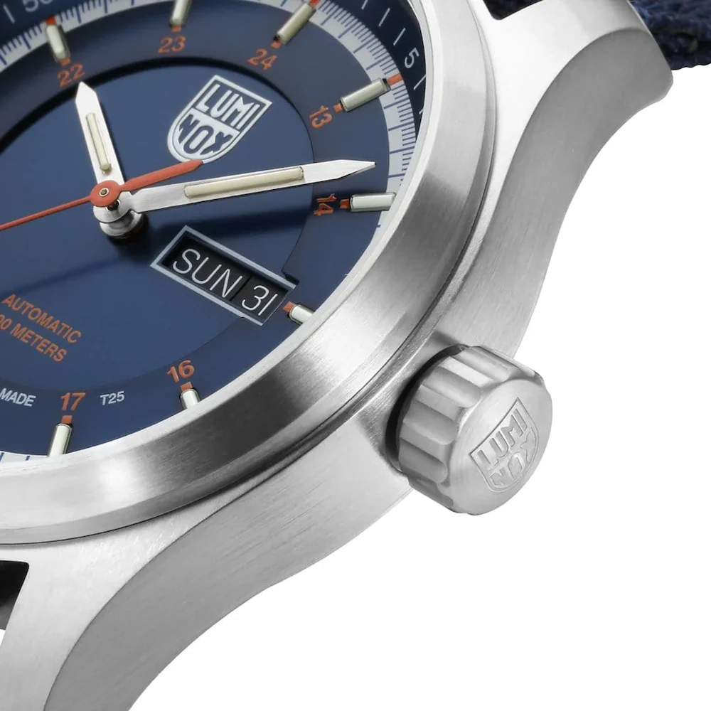 Luminox Atacama Field 42mm Urban Adventure Watch - Image 5