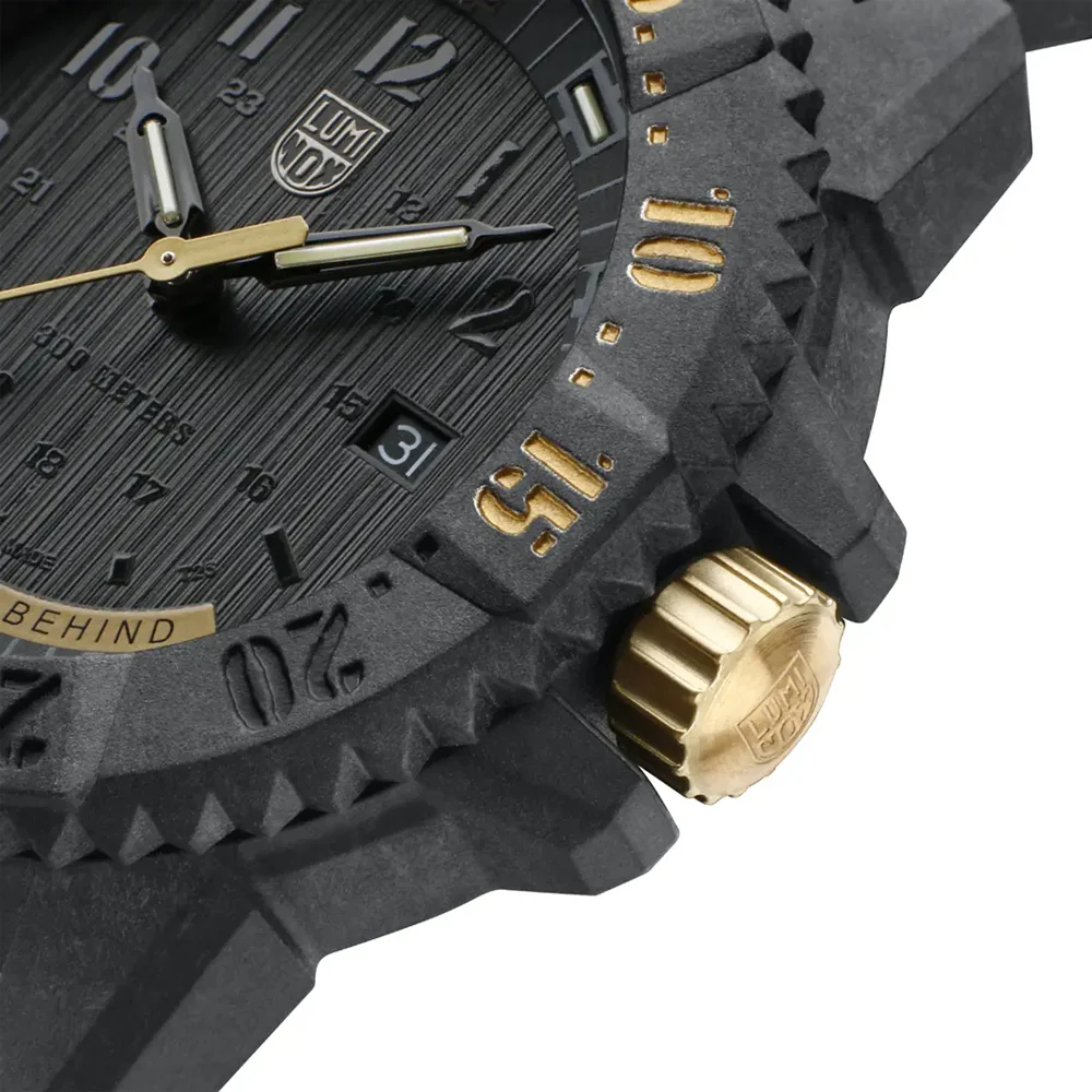 Luminox Master Carbon Seal 3800 Series Limited Edition Watch - Image 7