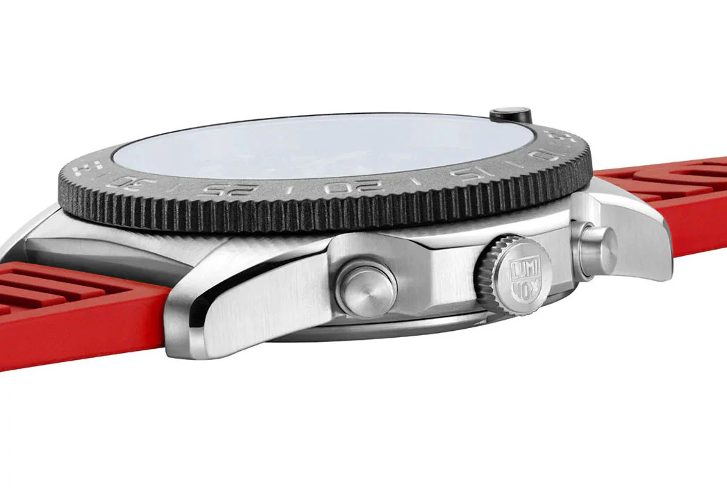 Luminox Sea Pacific Diver Chronograph 3140 Black Red Watch - Image 7