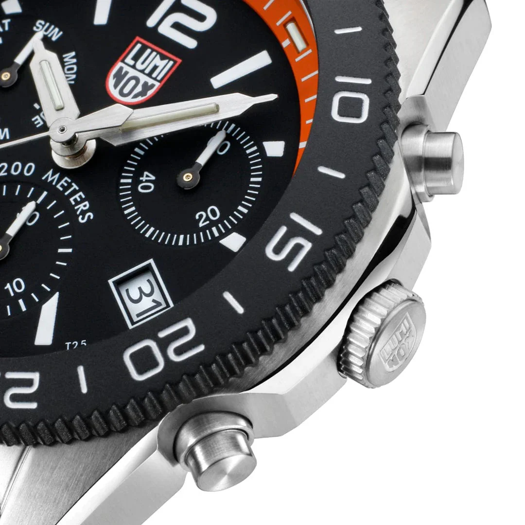 Luminox Pacific Diver Chronograph 44mm 3140 Series Black Orange Watch - Image 5