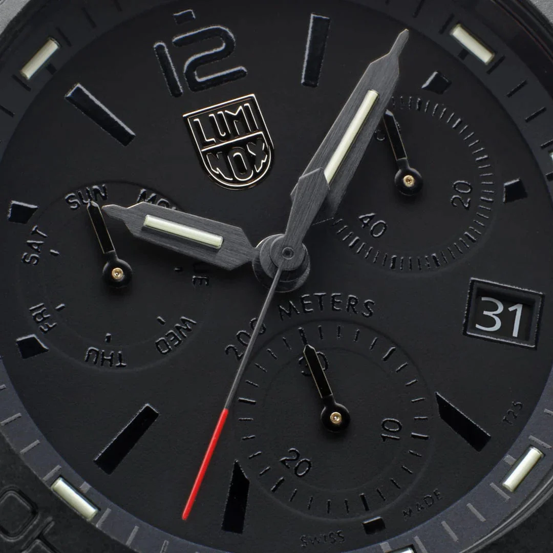 Luminox Pacific Diver Chronograph 44mm 3140 Series Blackout Watch - Image 4