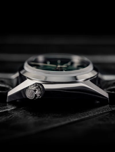 March LA.B AM69 Forest Quartz Watch - Image 2