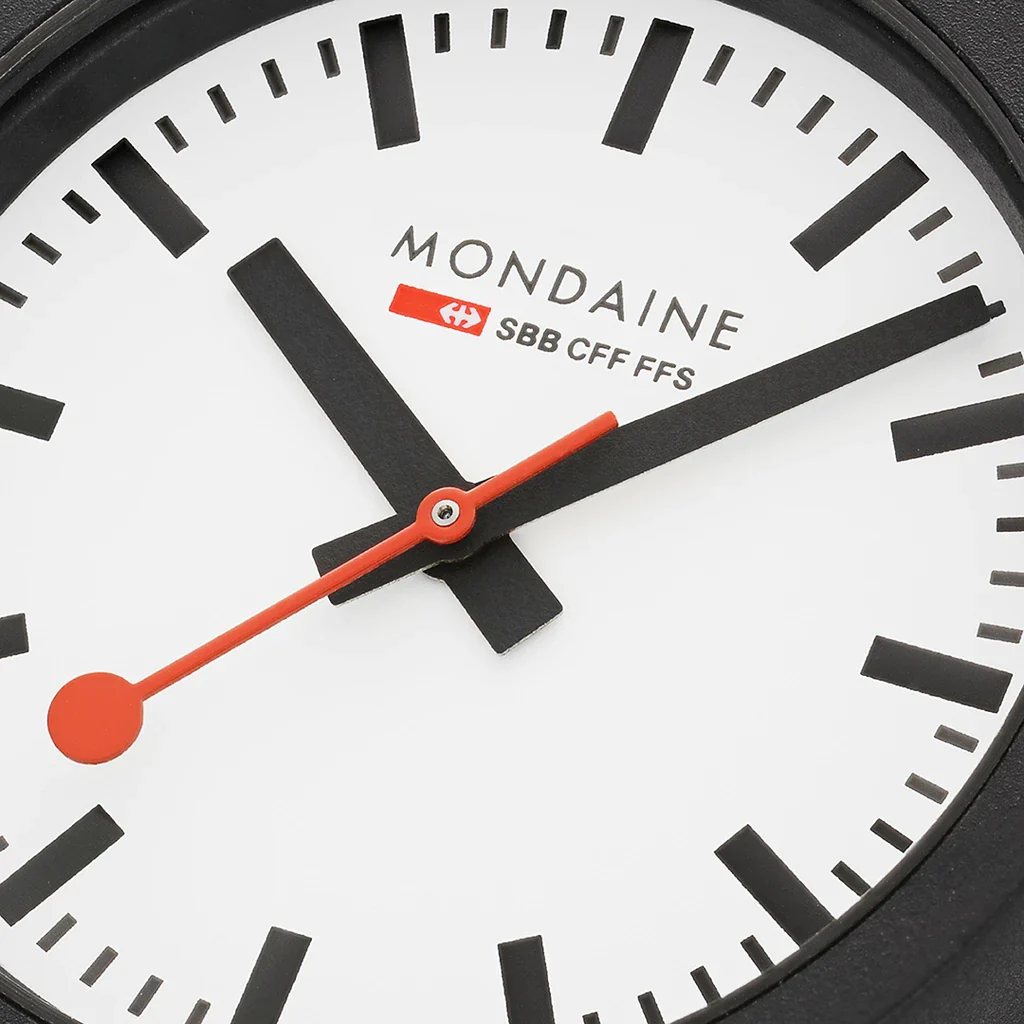 Mondaine Essence D - Image 4