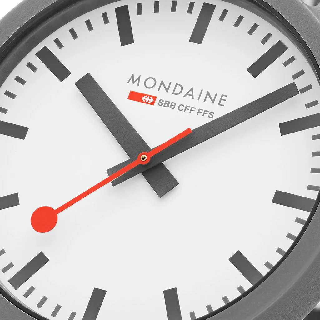 Mondaine Watch Essence - Image 4