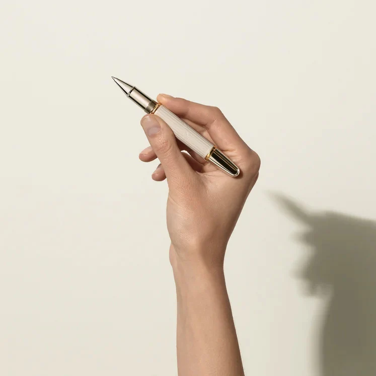 Montblanc Writers Edition Homage To Jane Austen Limited Edition Rollerball - Image 2