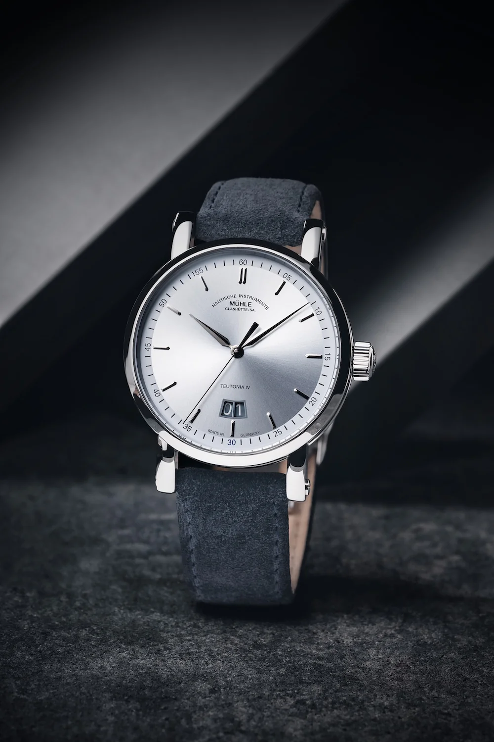 Muhle Glashutte Teutonia IV Big Date Limited Edition Watch - Image 3