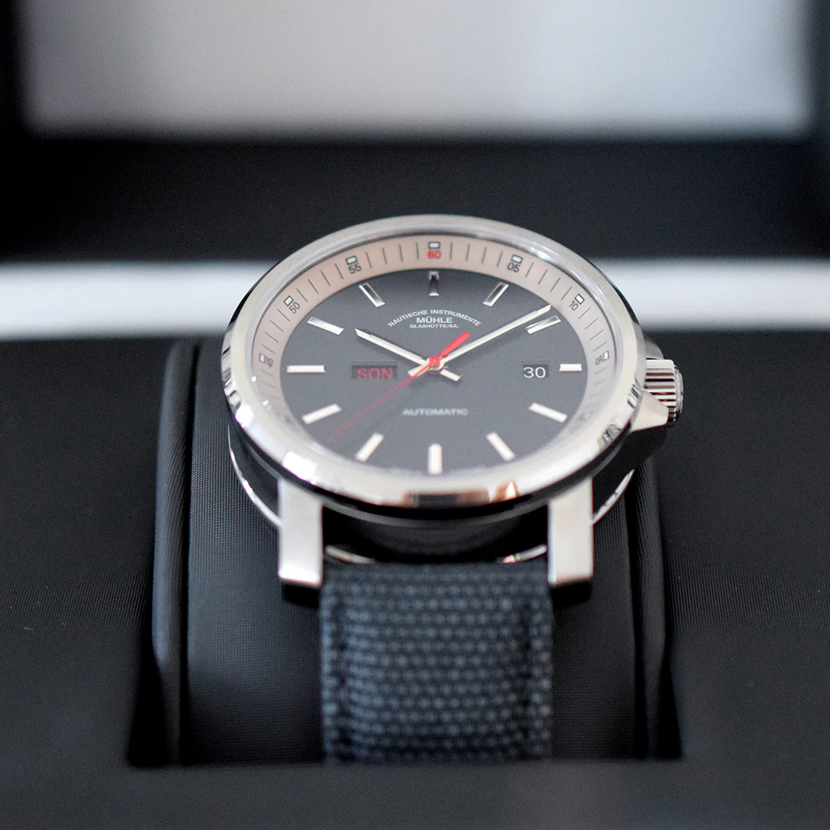 Muhle Glashutte The 29er Tag Datum Watch - Image 5