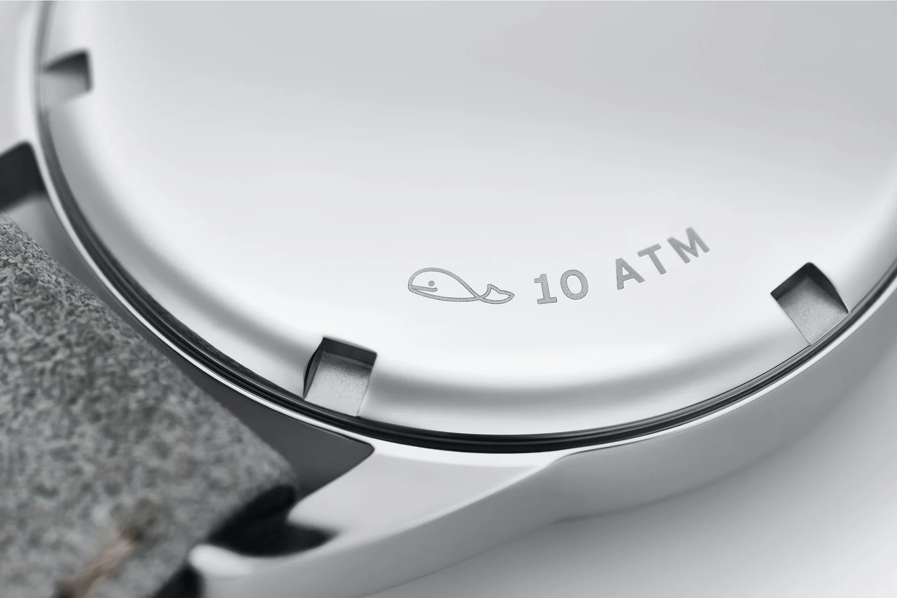 Nomos Glashutte Club Campus Deep Pink Steel Back Watch - Image 5