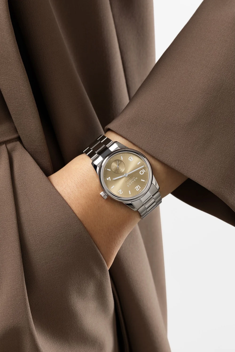 Nomos Glashutte Club Sport Neomatik 34 Gold Sapphire Glass Watch - Image 5
