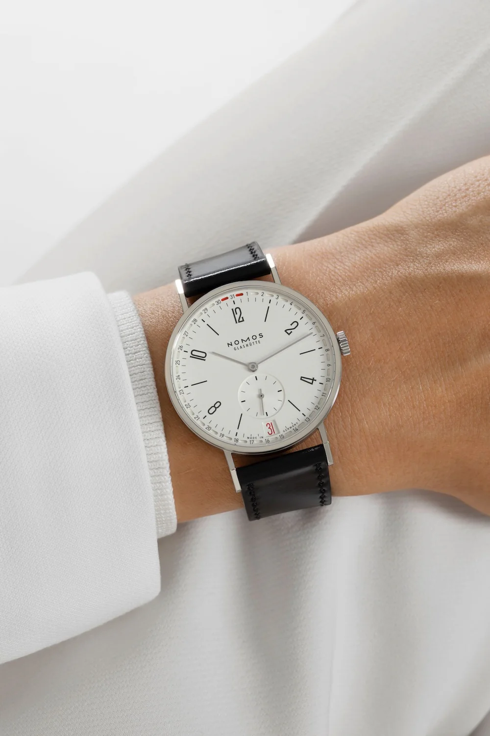 Nomos Glashutte Tangente 2Date Steel Back Watch - Image 6