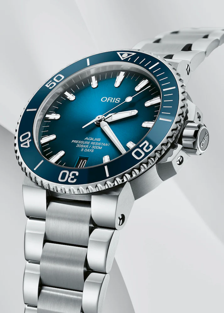 Oris Aquis Date Calibre 400 Bracelet Watch D - Image 2