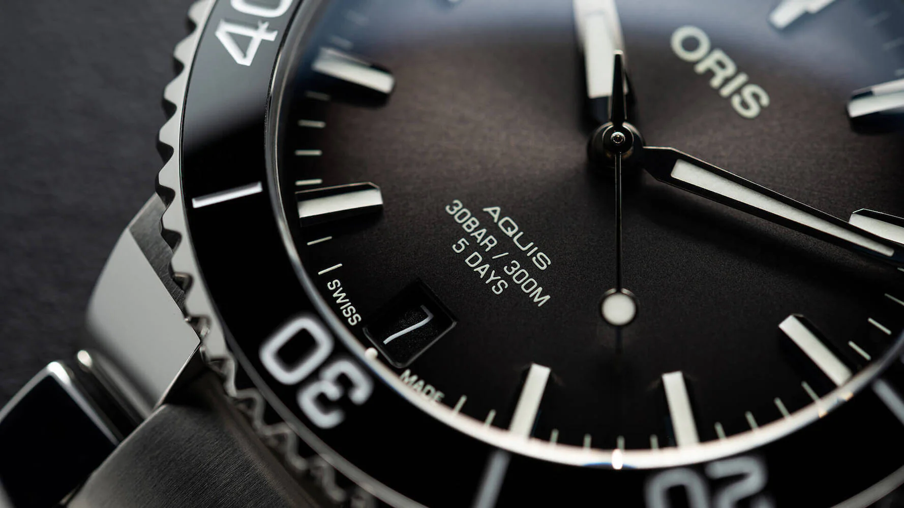Oris Aquis Date Calibre 400 Anthracite Rubber D - Image 2