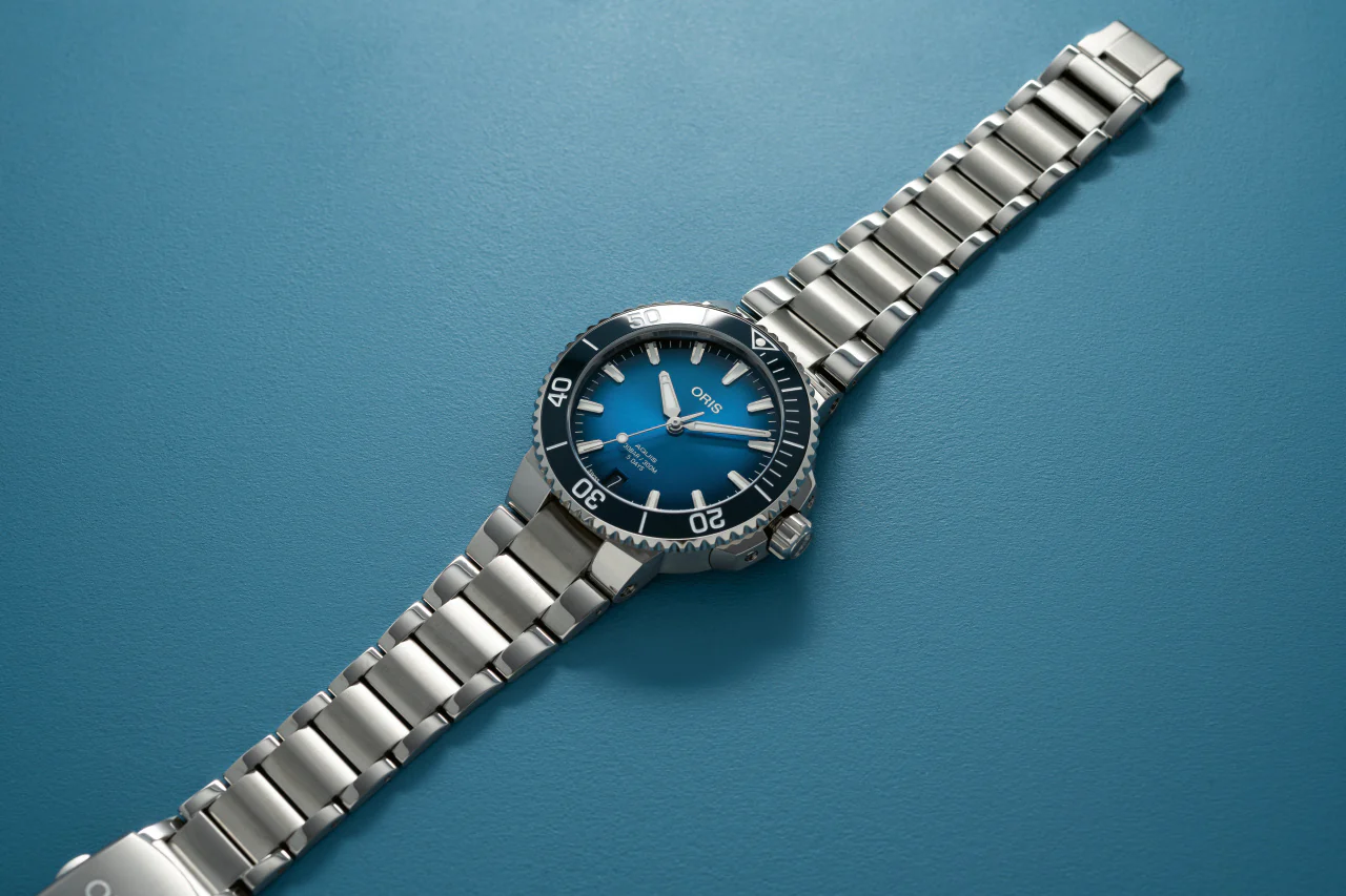 Oris Aquis Date Calibre 400 Blue Bracelet - Image 4