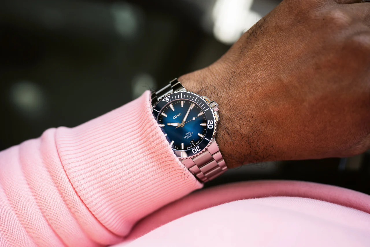 Oris Aquis Date Calibre 400 Blue Bracelet - Image 5