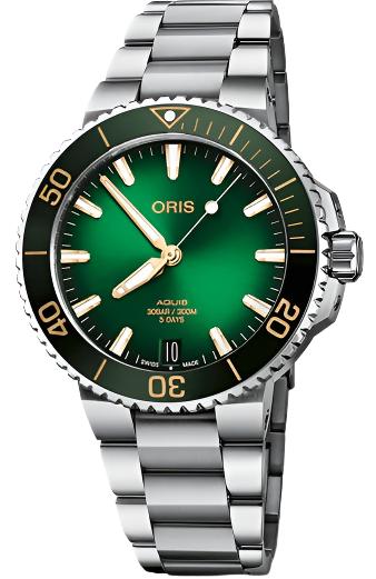 Oris Aquis Date Calibre 400 Green Bracelet