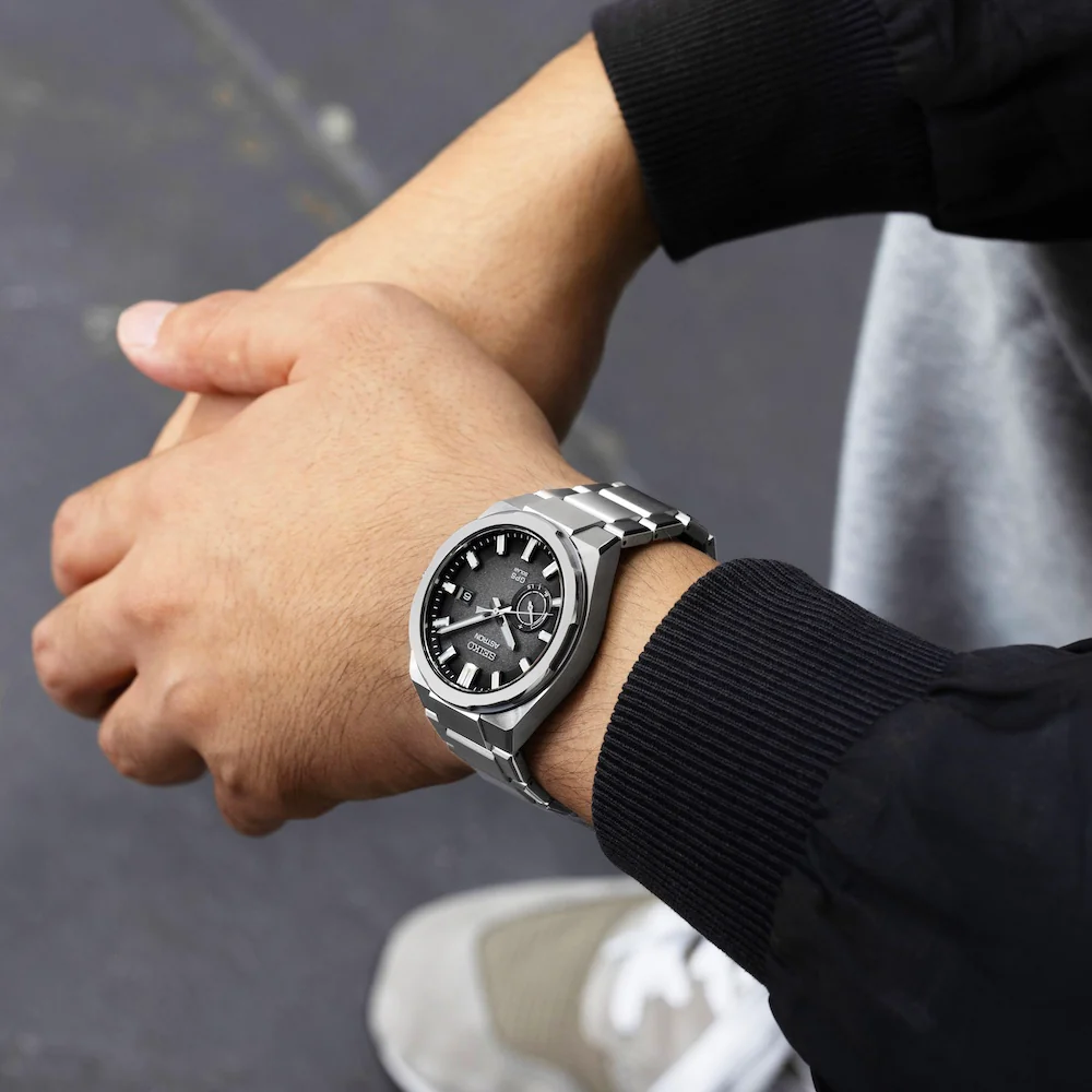 Seiko Astron GPS Solar Moon Watch - Image 6
