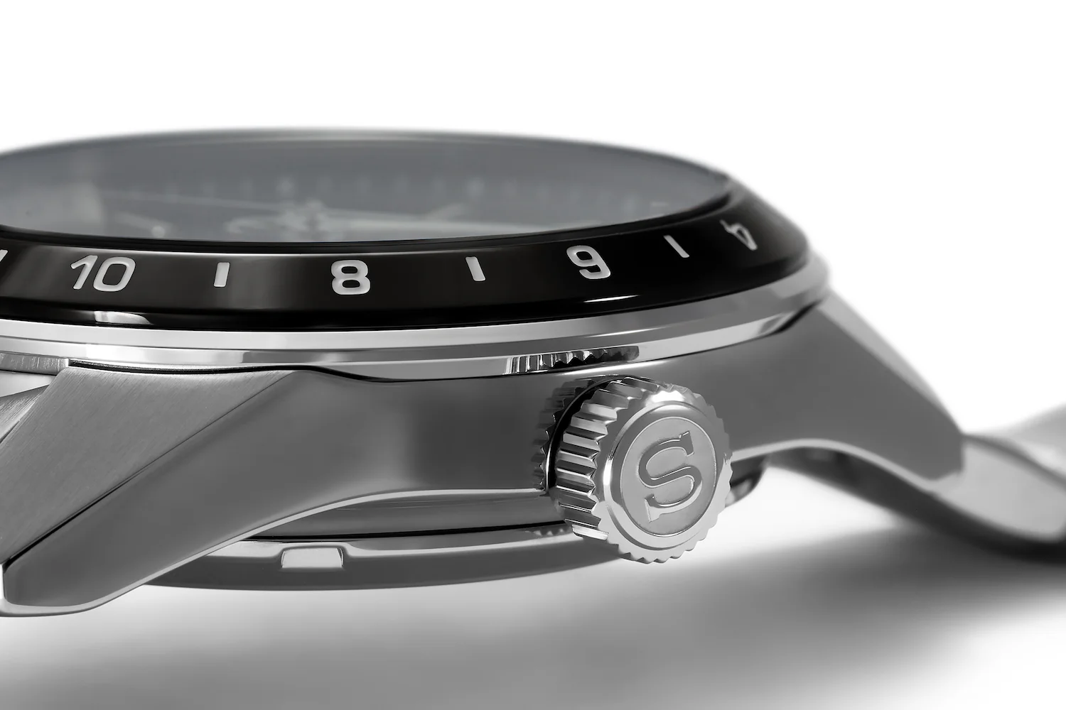 Seiko Presage Watch Sharp Edged GMT - Image 4